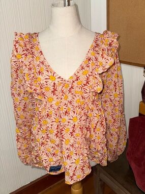 Simply Southern Pink Yellow Red Floral Ruffle V-Neck Blouse Women’s Small Daisy